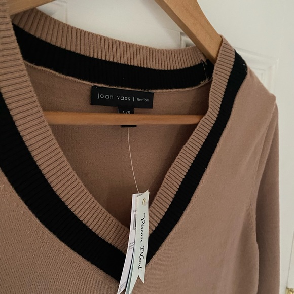 NWT! Joane Vass New York beautiful 3/4-Sleeve Sweater - Picture 8 of 12